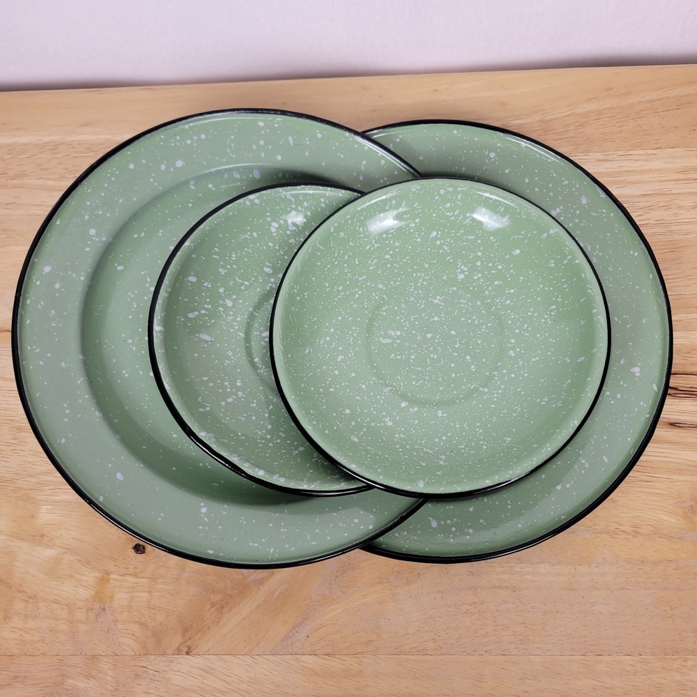 Vintage‎ Green Splatter Enamelware Plates Set 4 Black Rim Campware Rustic